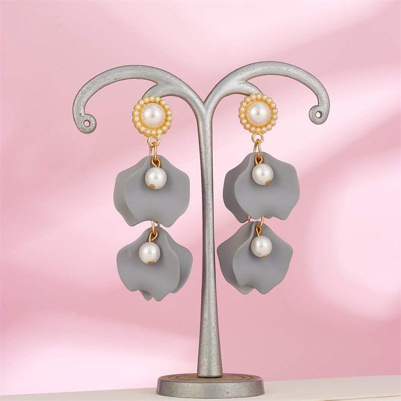 Petals n Pearls - Gray