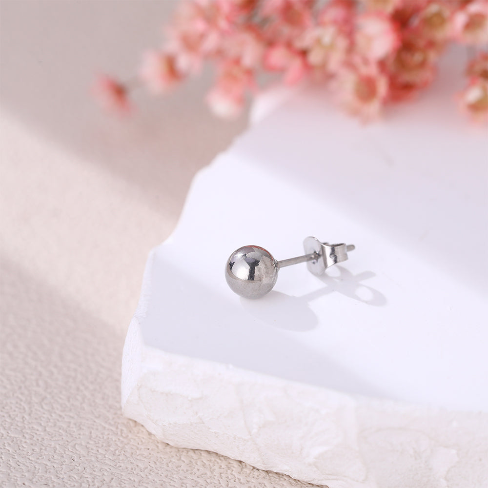 Simple Studs - Silver