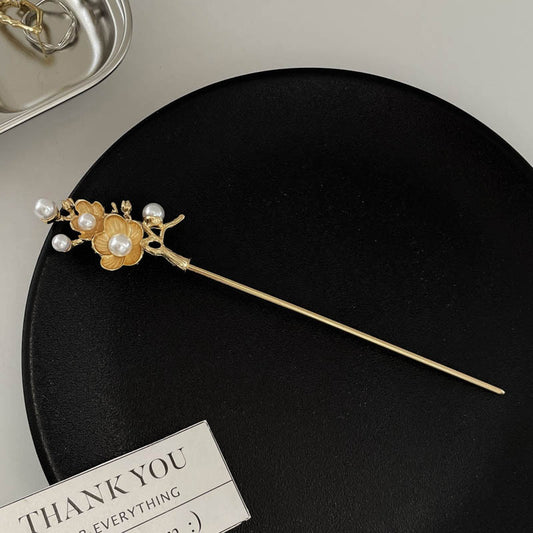 Chinoiserie Pearl Hairpin